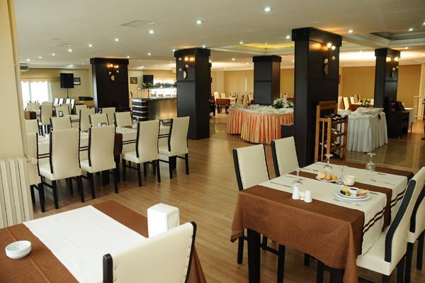 Atakum Omtel Otel מראה חיצוני תמונה