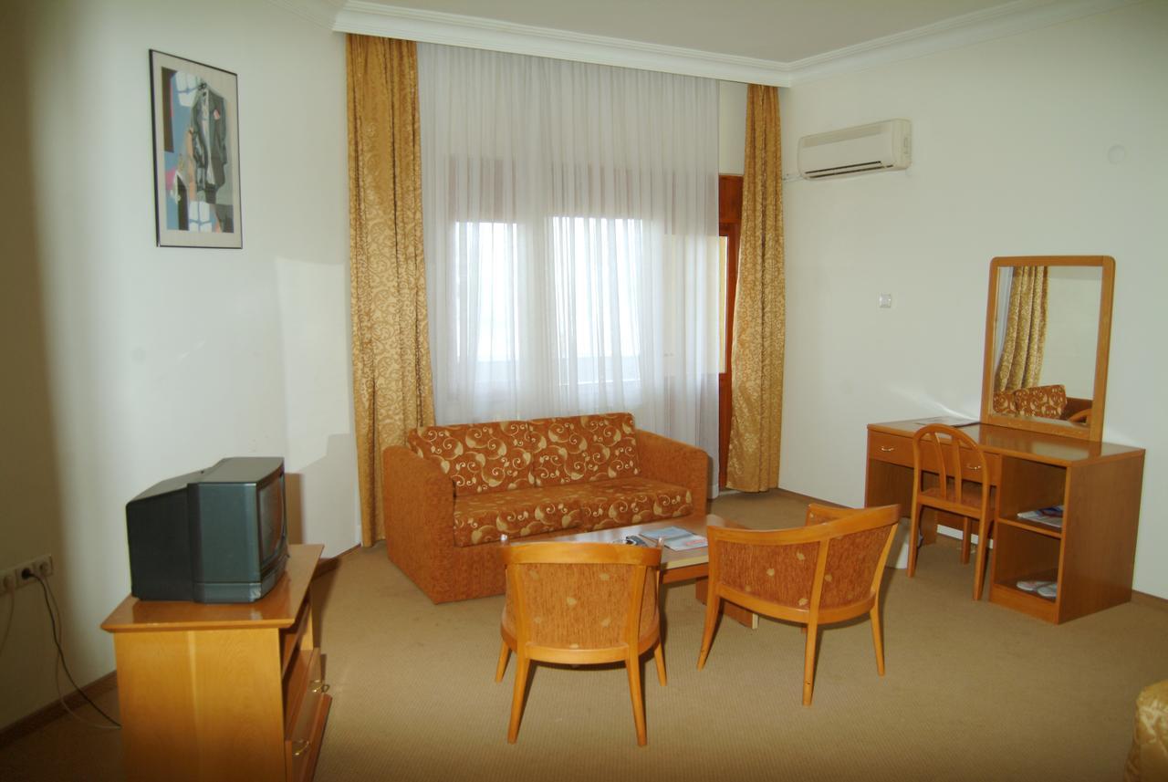 Atakum Omtel Otel מראה חיצוני תמונה